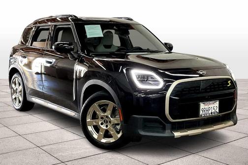2025 MINI Countryman Base
