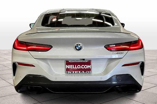 2024 BMW 840 i