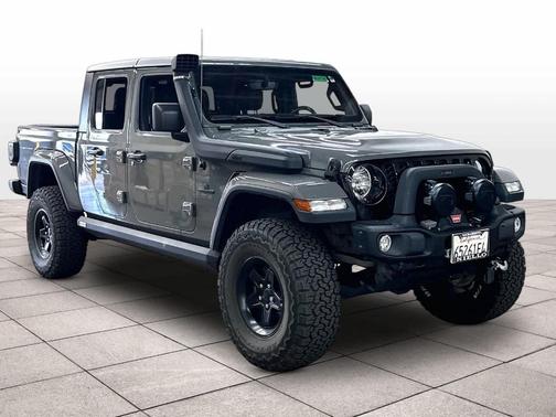 Sting Gray Clearcoat 2021 Jeep Gladiator Sport