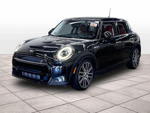 Midnight Black 2024 MINI Hardtop Cooper S