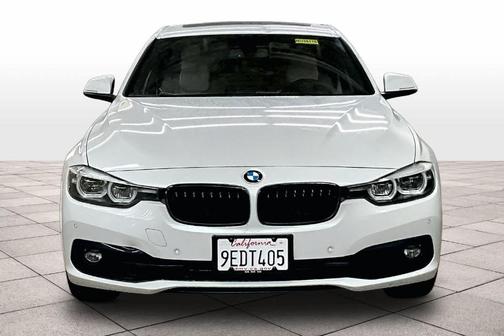 2018 BMW 330 i