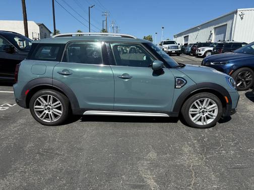 2023 MINI Countryman Cooper S