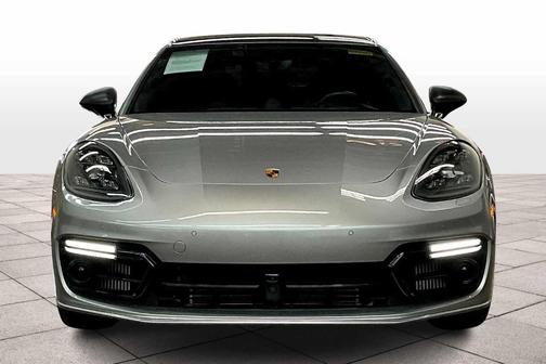 2018 Porsche Panamera Turbo