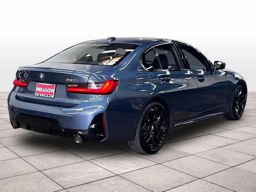 Arctic Race Blue Metallic 2026 BMW 330 i NA