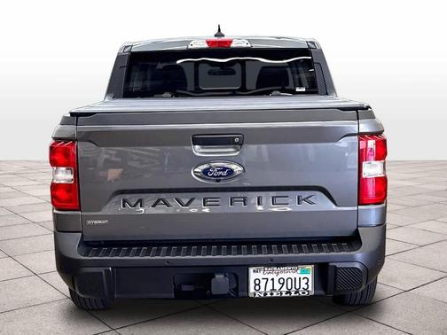 Carbonized Gray Metallic 2024 Ford Maverick Lariat