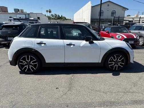 2025 MINI Hardtop Cooper S