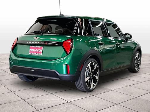 British Racing Green IV Metallic 2026 MINI Hardtop S