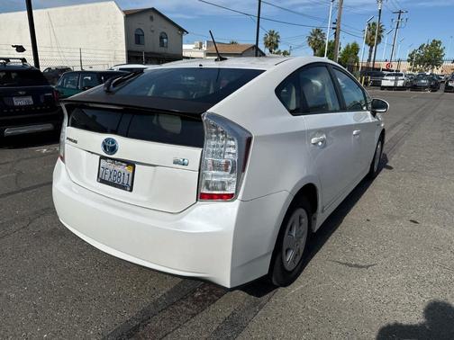 2010 Toyota Prius IV