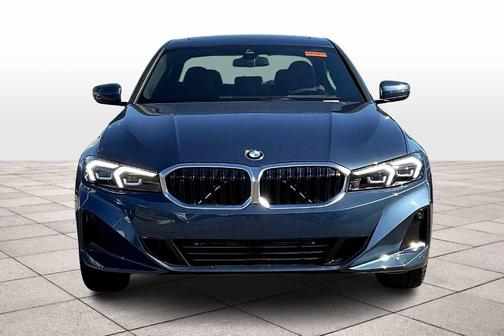 2025 BMW 330 i xDrive