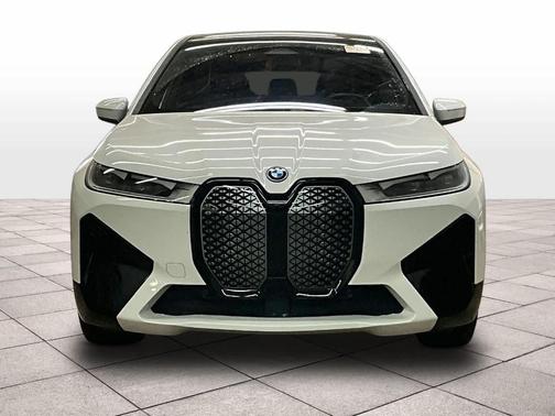 Alpine White 2023 BMW iX xDrive50