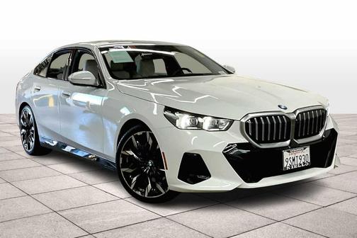 2025 BMW 530 i
