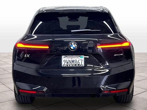 Black Sapphire Metallic 2026 BMW iX xDrive45
