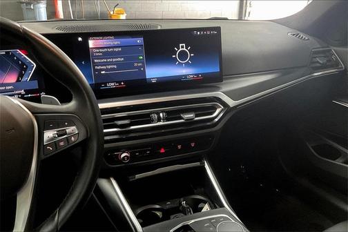 2023 BMW 330 i