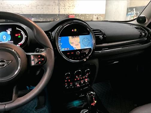 White Metallic 2023 MINI Clubman Cooper S