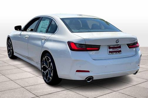 2025 BMW 330 i