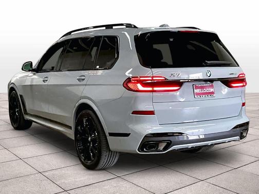 2026 BMW X7 xDrive40i