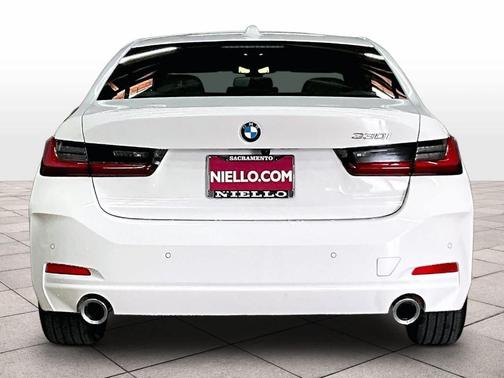Alpine White 2026 BMW 330 i NA