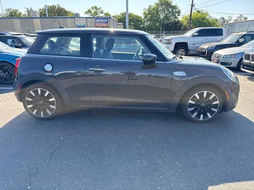 2021 MINI Hardtop Cooper S