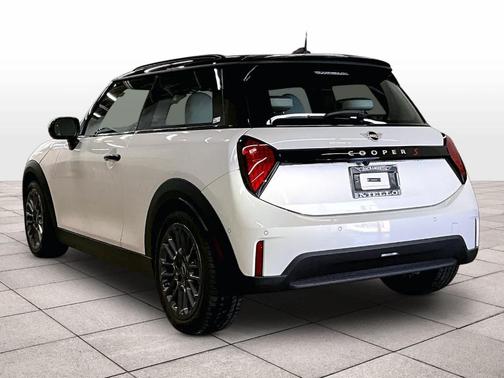 White Metallic 2026 MINI Hardtop S