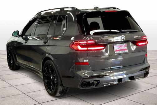 2026 BMW X7 M60i