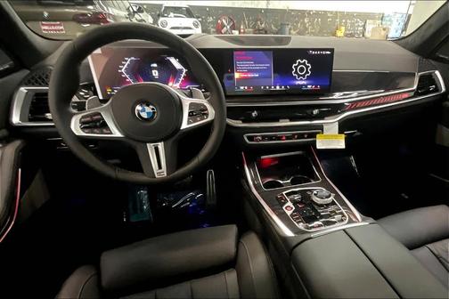2026 BMW X7 M60i