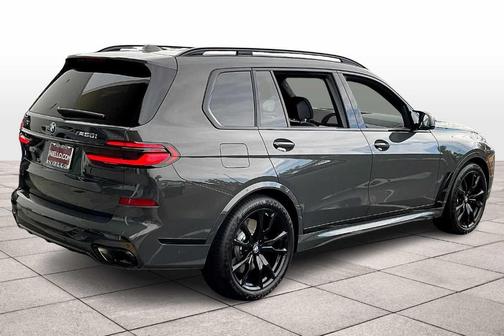 2026 BMW X7 M60i