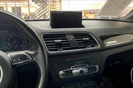 2018 Audi Q3 2.0T Premium Plus