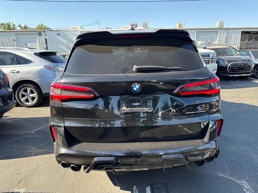 2022 BMW X5 M Base
