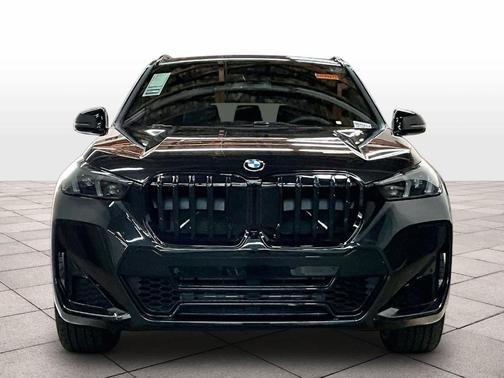 Black Sapphire Metallic 2026 BMW X1 xDrive28i