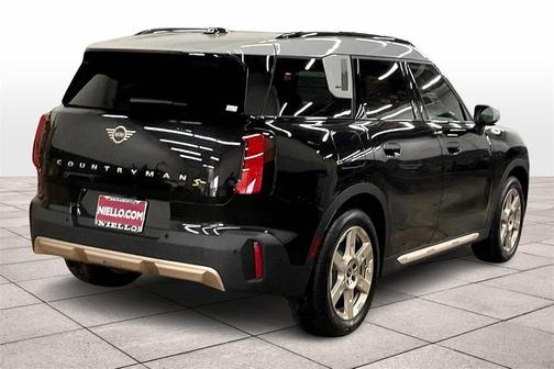 2025 MINI Countryman Base