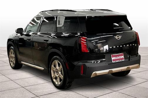 2025 MINI Countryman Base