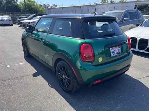 2024 MINI SE Hardtop Cooper