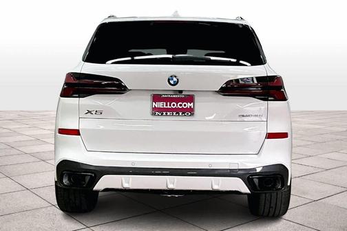 2026 BMW X5 sDrive40i