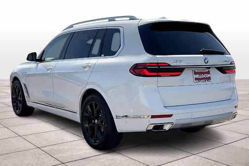 2025 BMW X7 xDrive40i