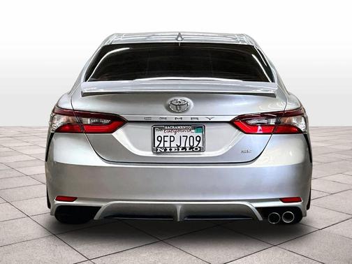 Celestial Silver Metallic 2023 Toyota Camry SE