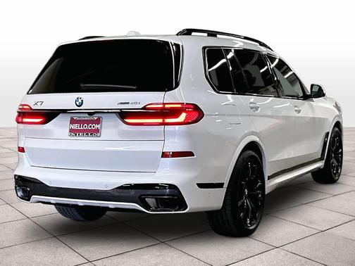 2026 BMW X7 xDrive40i