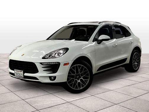 White 2016 Porsche Macan S