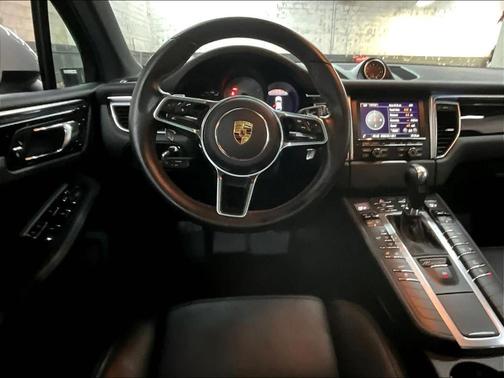 White 2016 Porsche Macan S