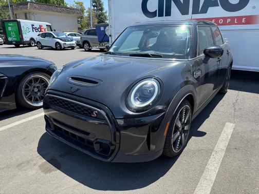 2023 MINI Hardtop Cooper S