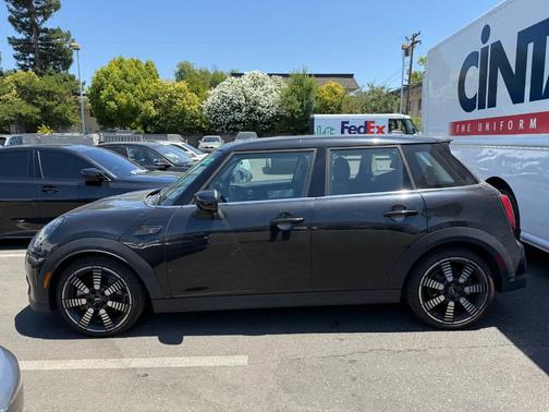 2023 MINI Hardtop Cooper S