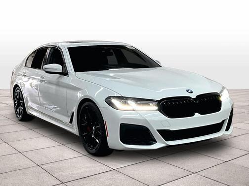 Alpine White 2023 BMW 530 i