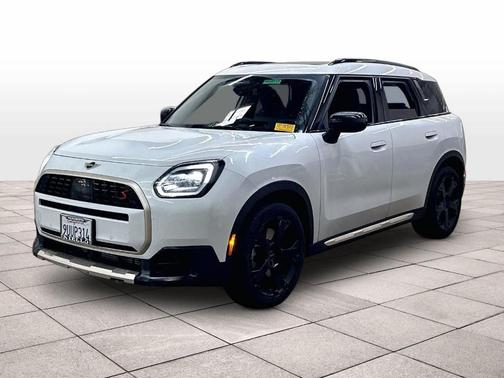 White Metallic 2025 MINI Countryman S