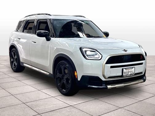 White Metallic 2025 MINI Countryman S