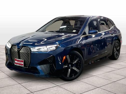 2025 BMW iX xDrive50