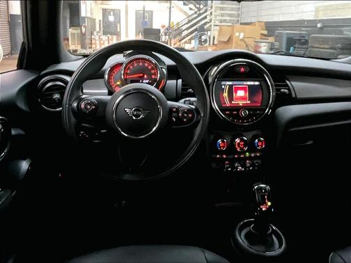 Pepper White 2020 MINI Hardtop Oxford Edition