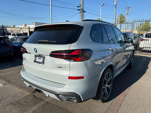 2025 BMW X5 PHEV xDrive50e