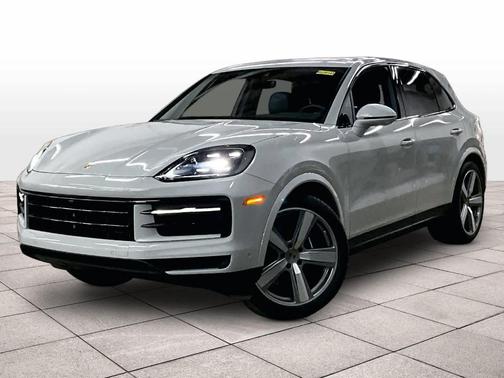 2025 Porsche Cayenne Base