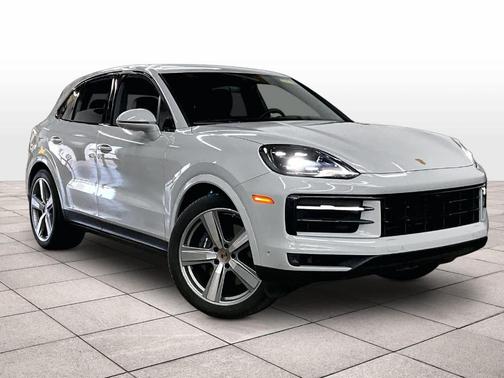 2025 Porsche Cayenne Base