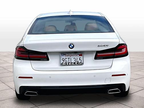 Alpine White 2023 BMW 530 i