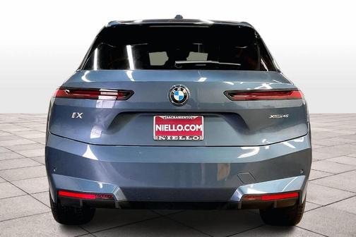 2026 BMW iX xDrive45